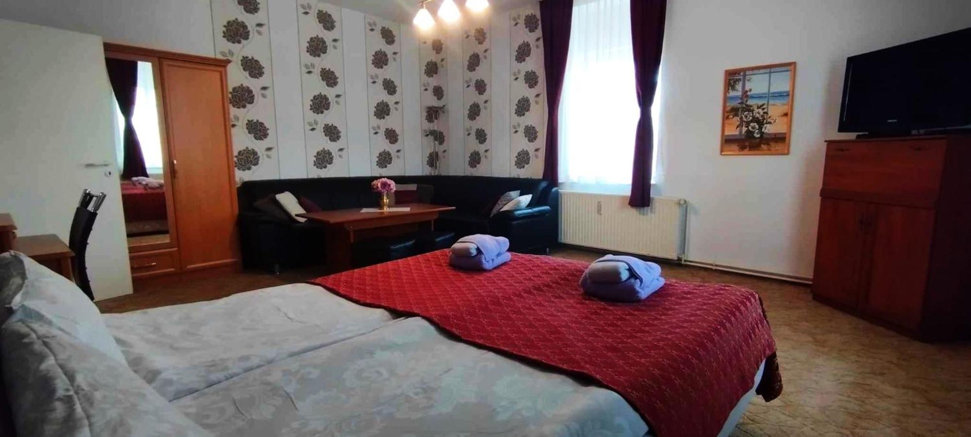 Grosse Wohnung Mit Terrasse Im Altstadtzentrum - Ferienwohnung Chiplakoff Blankenburg  Exterior foto